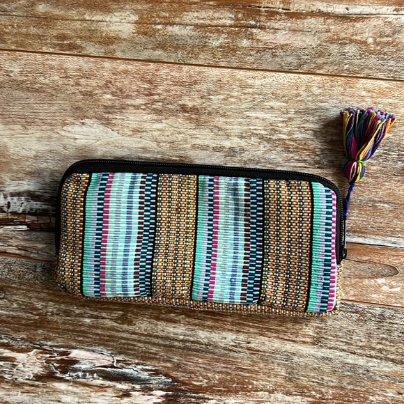 Lumily Zippered Embroidered Wallet - Picture 2 of 4